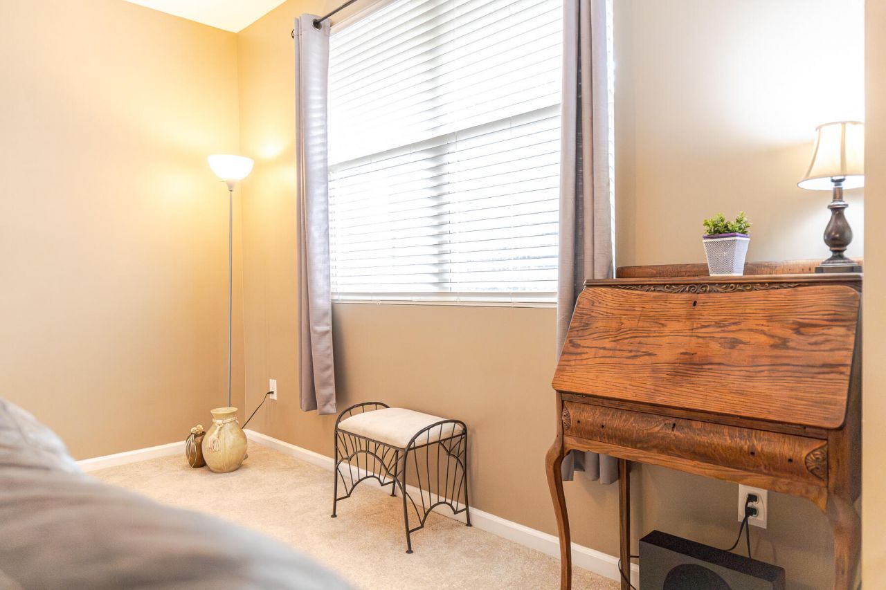 9227 Southern Oak Lane Photo 10