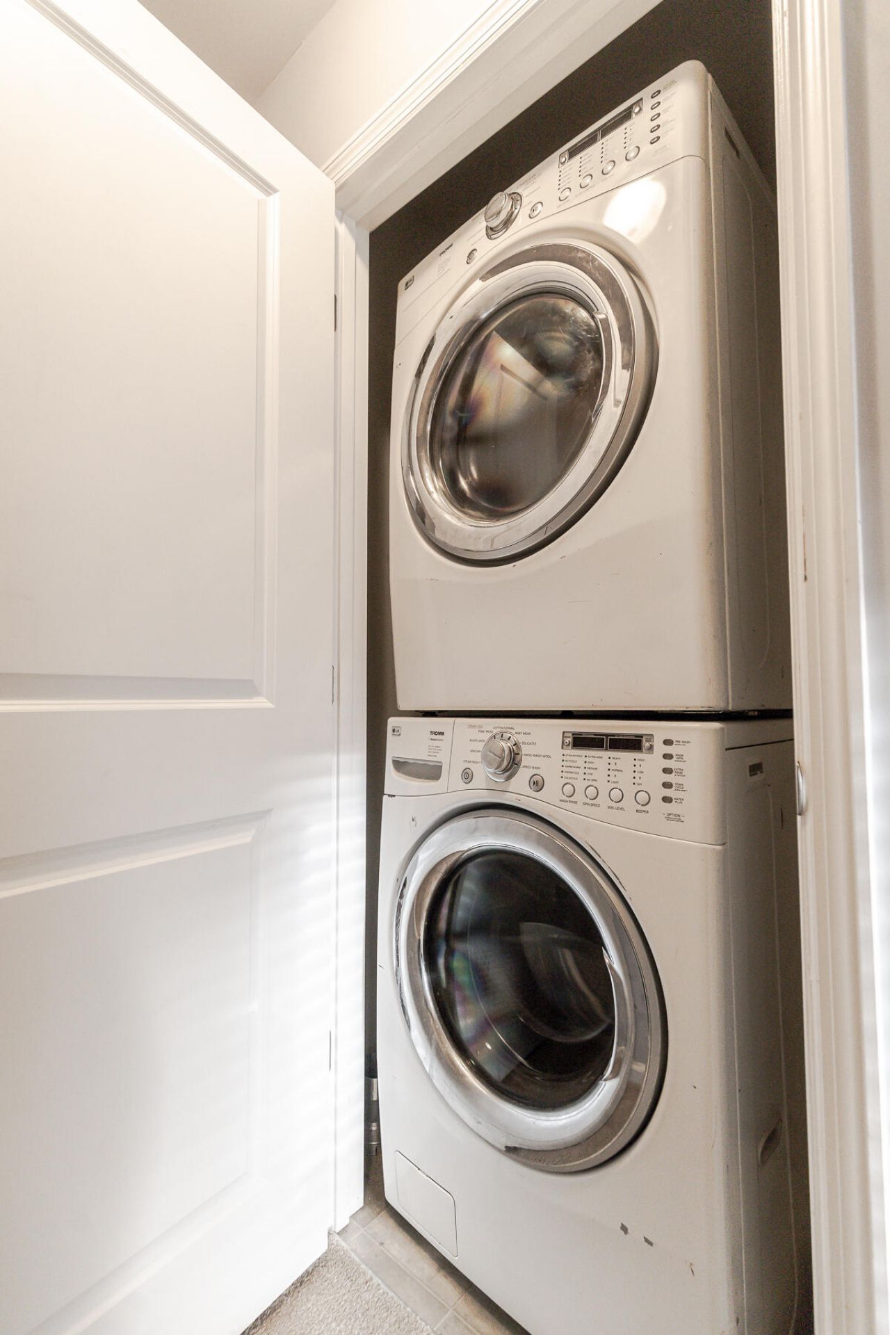 9227 Southern Oak Lane Photo 26