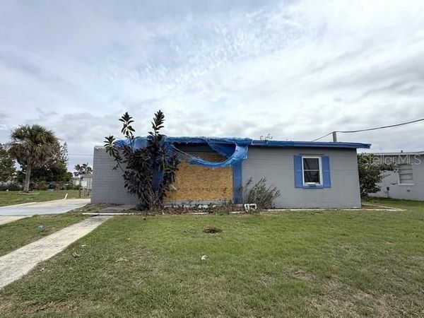 21661 AUGUSTA AVENUE , PORT CHARLOTTE, FL 33952