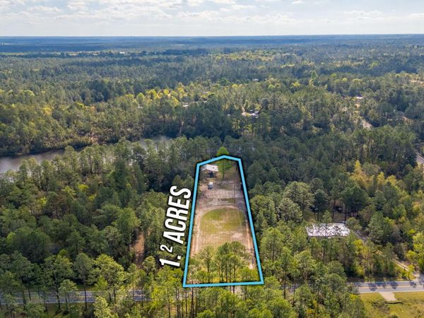 68 Beaver Dam Road, DeFuniak Springs, FL 32433