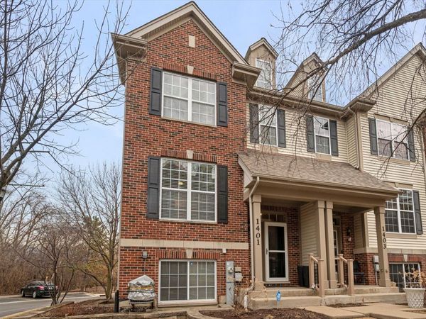 1401 S Fairfield Avenue, Lombard, IL 60148