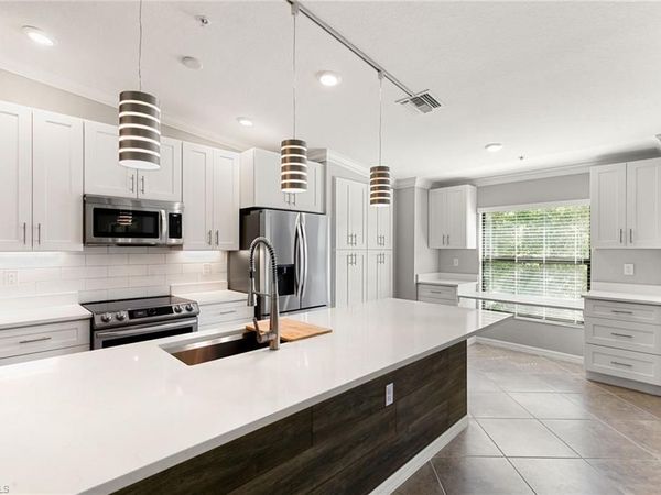 28021 Bridgetown CT, Unit 5324, BONITA SPRINGS, FL 34135