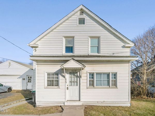 629 Hoosick Road, Troy, NY 12180