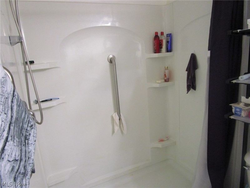 889 Long Shadow Lane, Roaming Shores, OH 44085 Photo 32