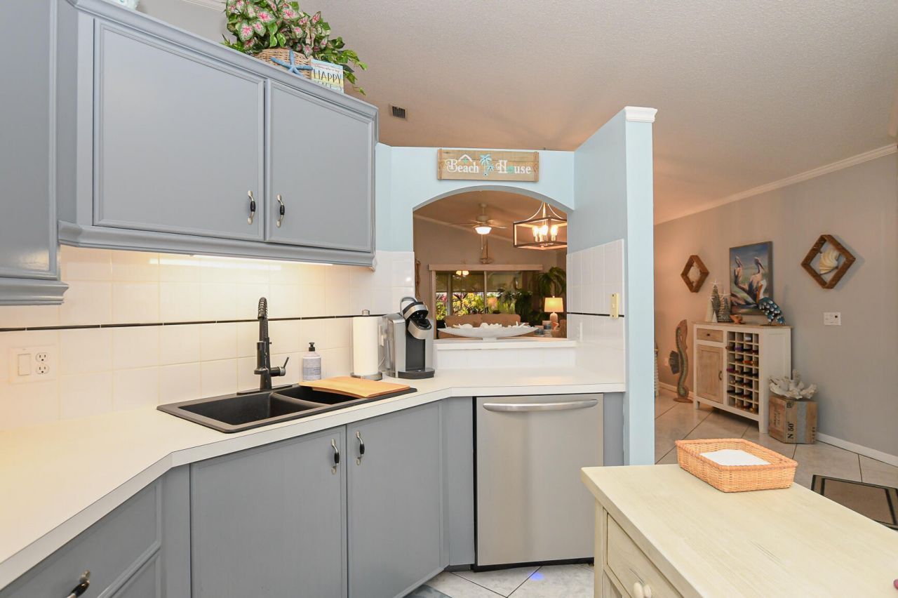 1187 NW Lombardy Drive, Port Saint Lucie, FL 34986 Photo