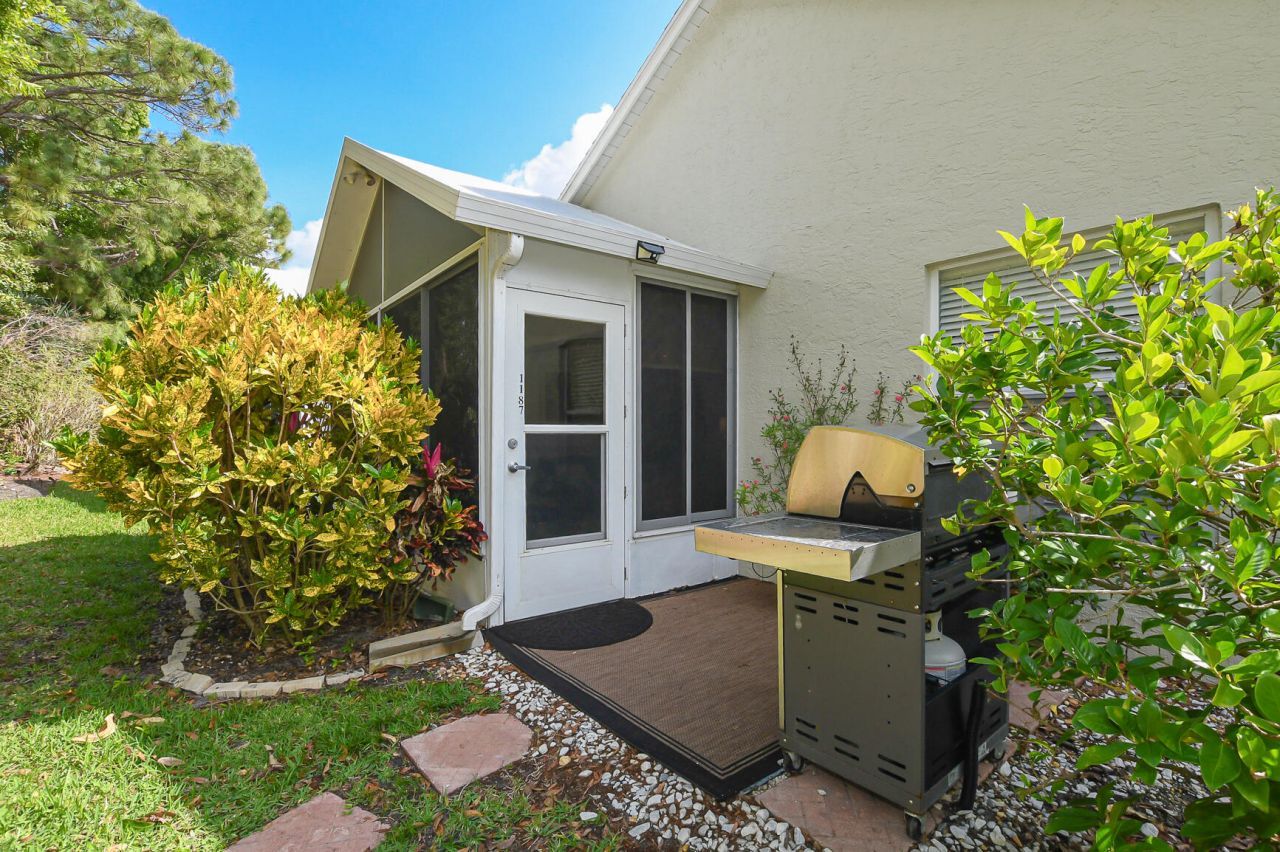 1187 NW Lombardy Drive, Port Saint Lucie, FL 34986 Photo