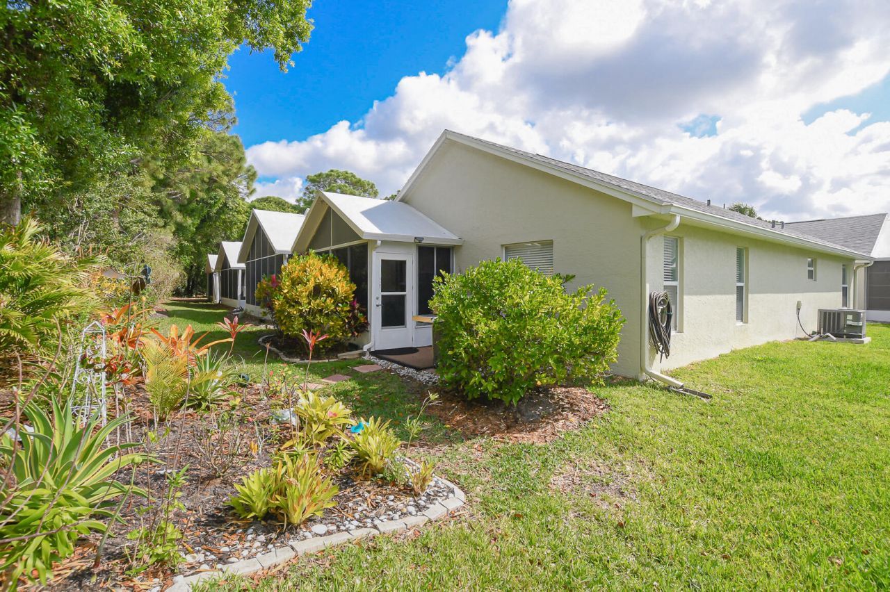 1187 NW Lombardy Drive, Port Saint Lucie, FL 34986 Photo