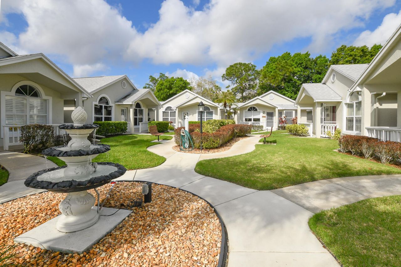 1187 NW Lombardy Drive, Port Saint Lucie, FL 34986 Photo