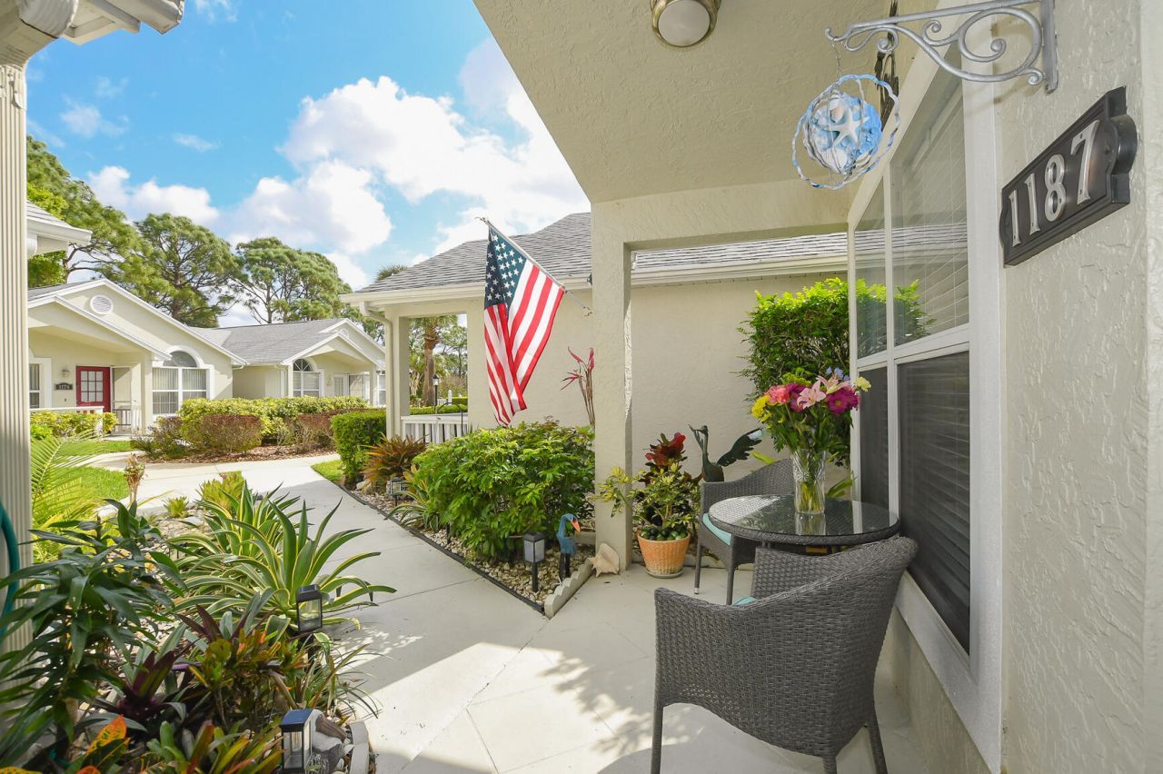 1187 NW Lombardy Drive, Port Saint Lucie, FL 34986 Photo