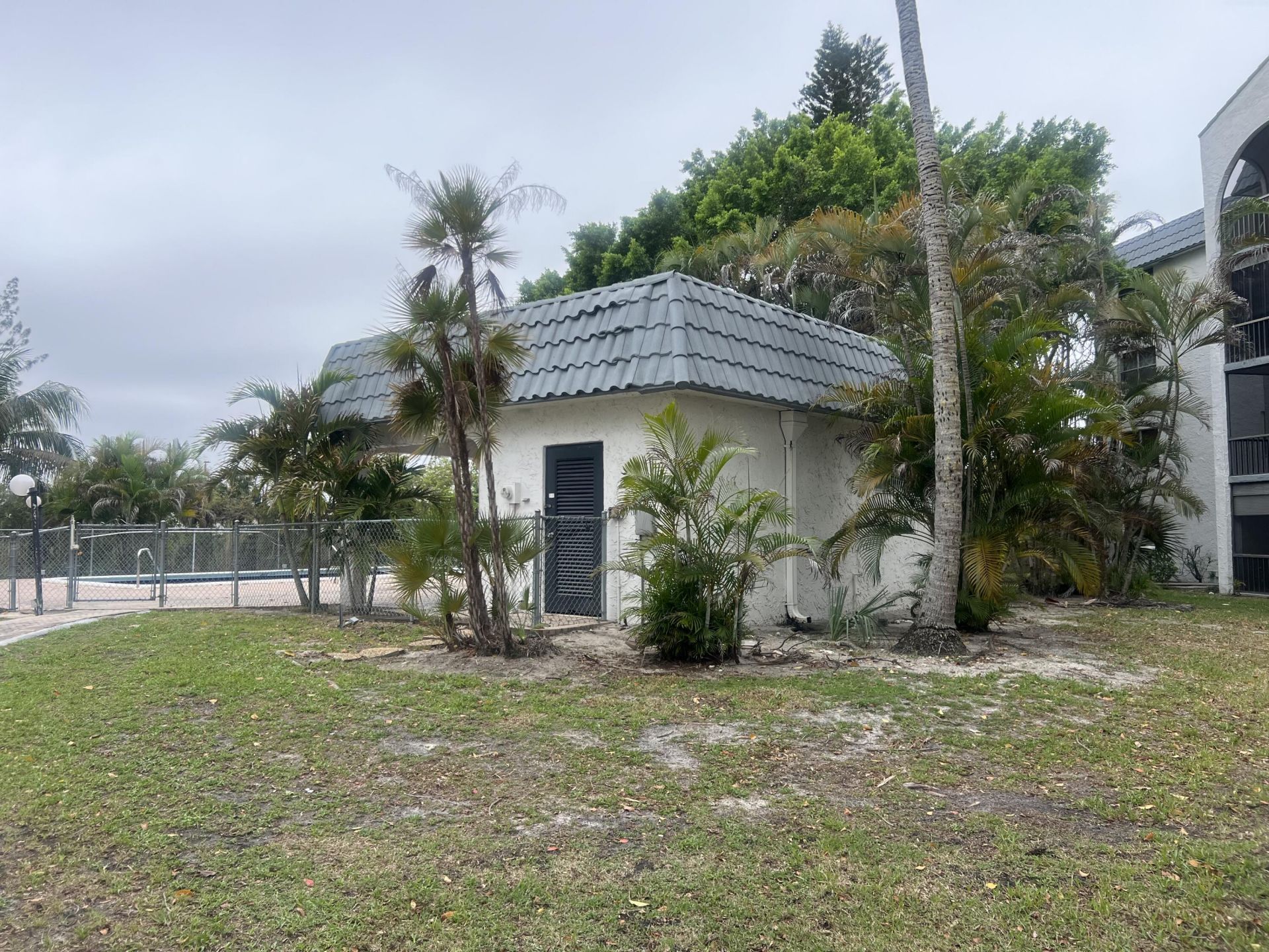 3300 Spanish Moss Terrace, Unit 111, Lauderhill, FL 33319 Photo