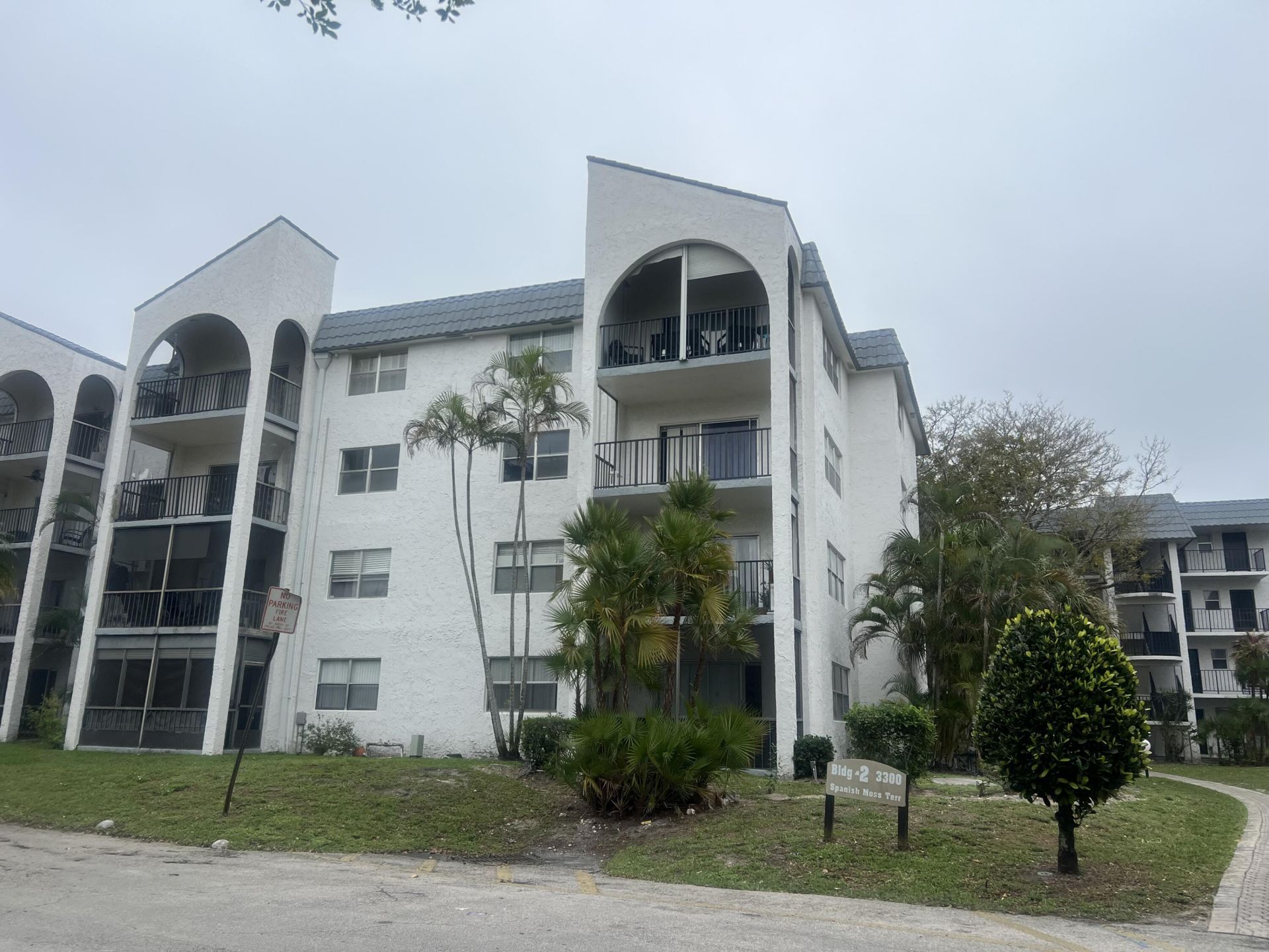 3300 Spanish Moss Terrace, Unit 111, Lauderhill, FL 33319 Photo