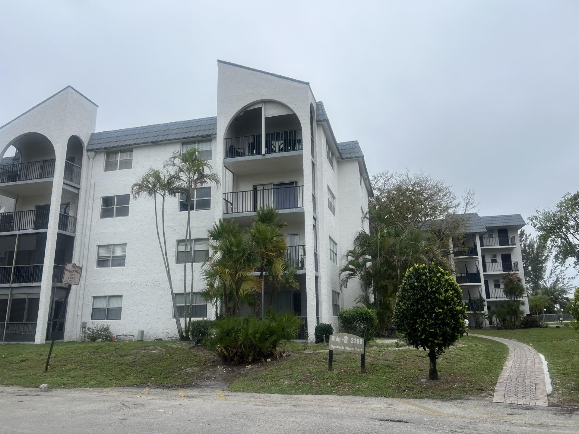 3300 Spanish Moss Terrace, Unit 111, Lauderhill, FL 33319 Photo