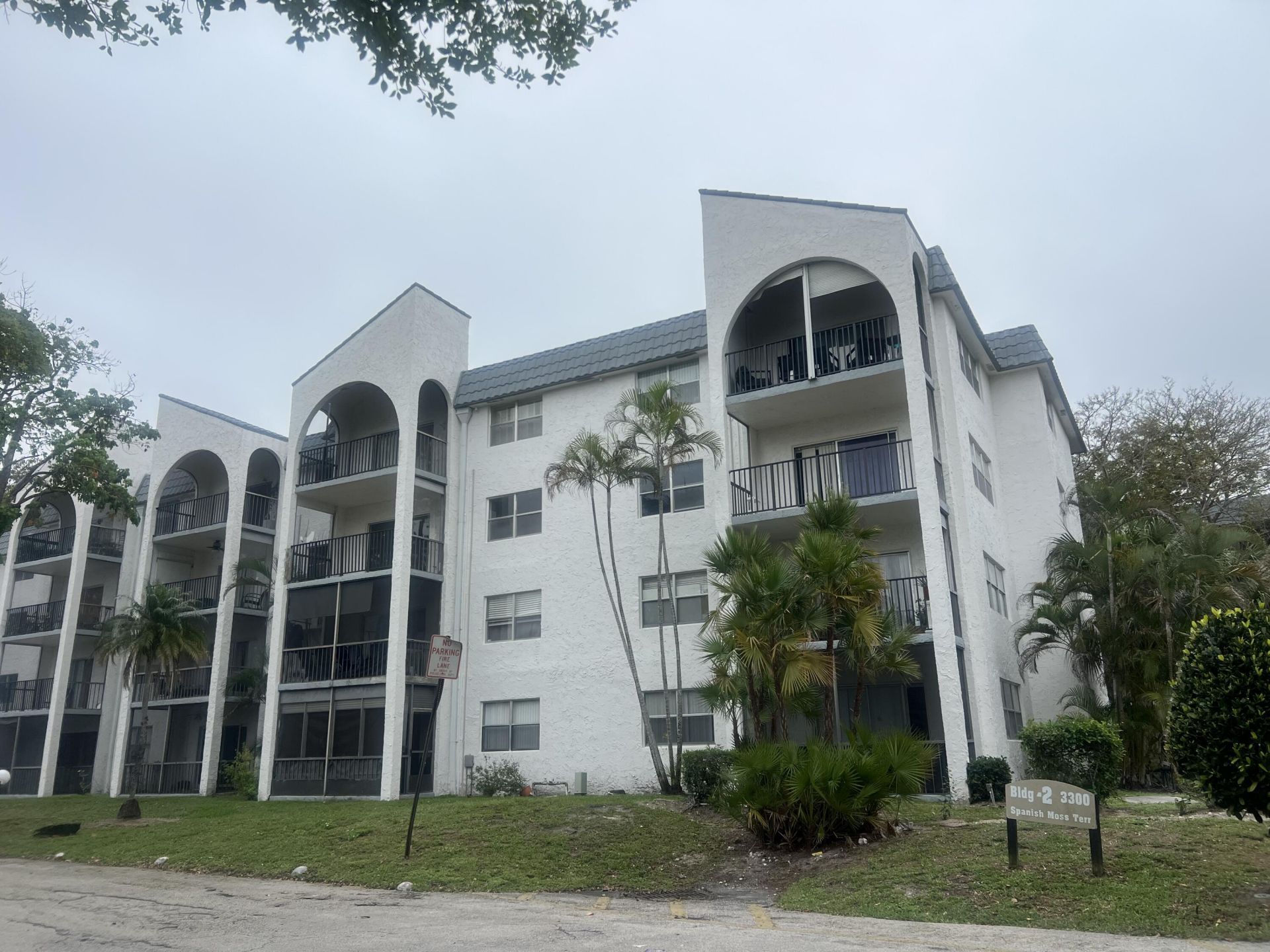 3300 Spanish Moss Terrace, Unit 111, Lauderhill, FL 33319 Photo