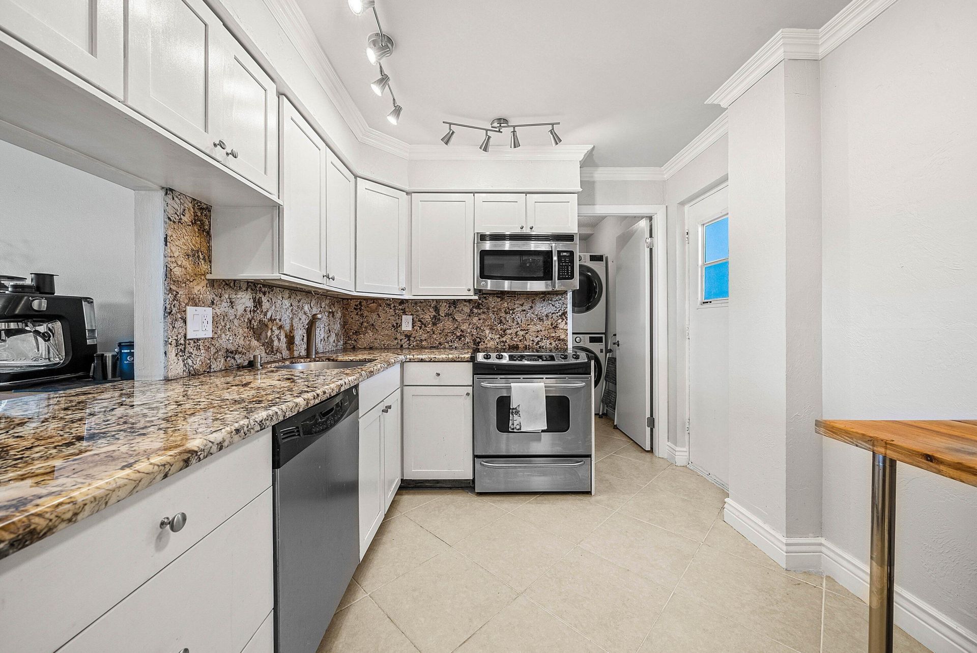 6699 NW 2nd Avenue, Unit 415, Boca Raton, FL 33487 Photo