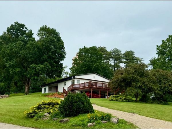 202 Ridgeview Lane S, Lanesboro, MN 55949