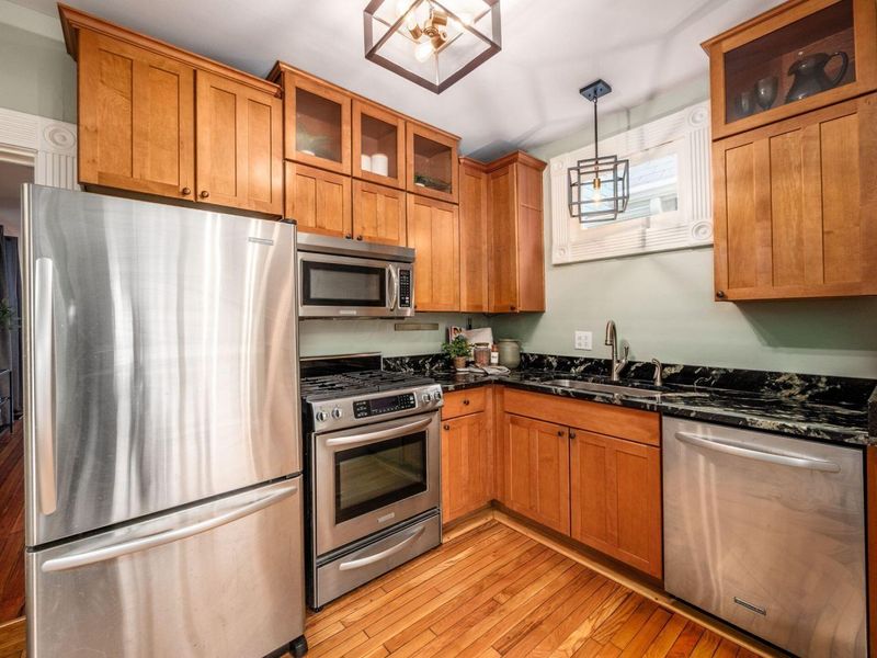 278 E Sycamore Street, Columbus, OH 43206 Photo 13