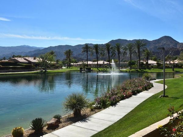 48513 ViA Encanto, La Quinta, CA 92253