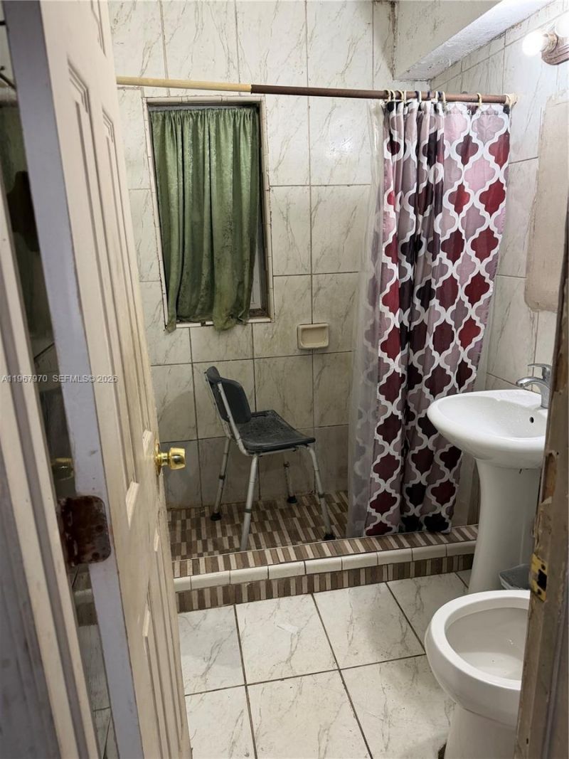 12040 NW 20th Ave , Miami, FL 33167 Photo