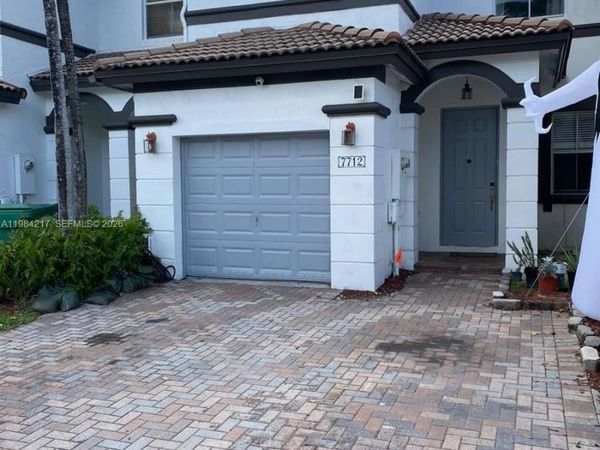 7712 NW 116th Pl , Unit 1, Doral, FL 33178