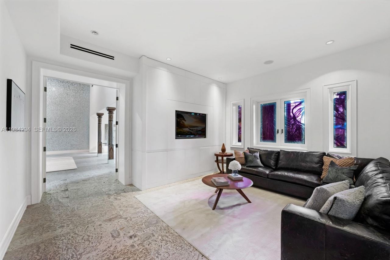 16 Palm Ave , Miami Beach, FL 33139 Photo