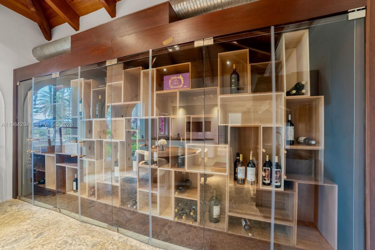 16 Palm Ave , Miami Beach, FL 33139 Photo