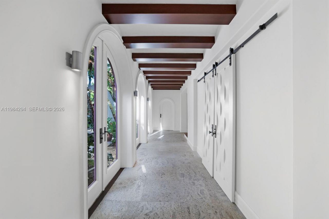 16 Palm Ave , Miami Beach, FL 33139 Photo