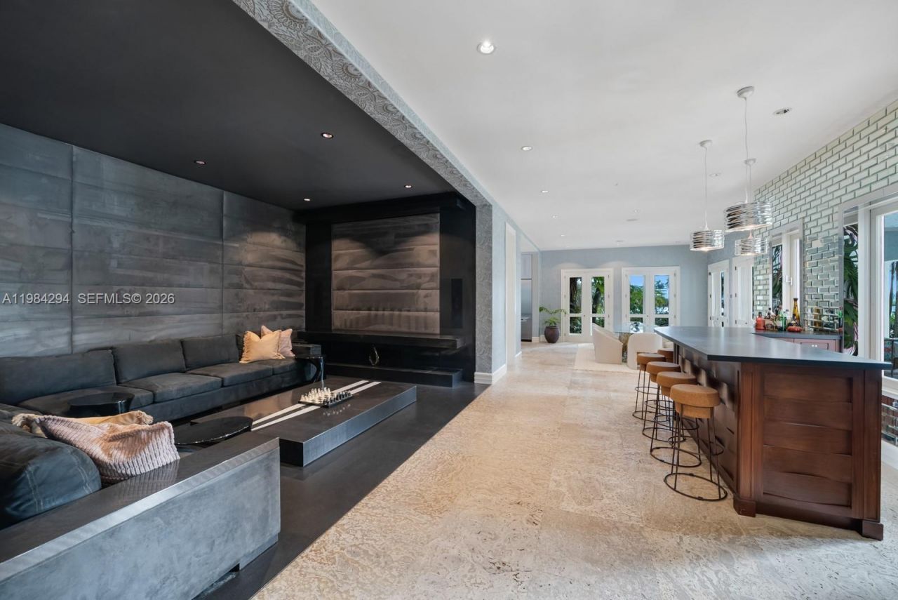 16 Palm Ave , Miami Beach, FL 33139 Photo