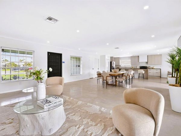 1119 N 46th Ter , Hollywood, FL 33021