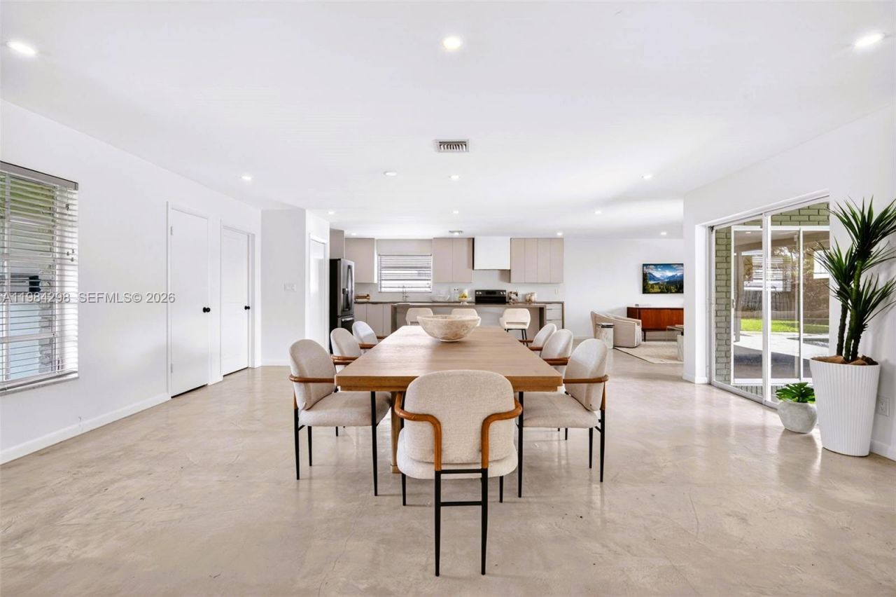 1119 N 46th Ter , Hollywood, FL 33021 Photo