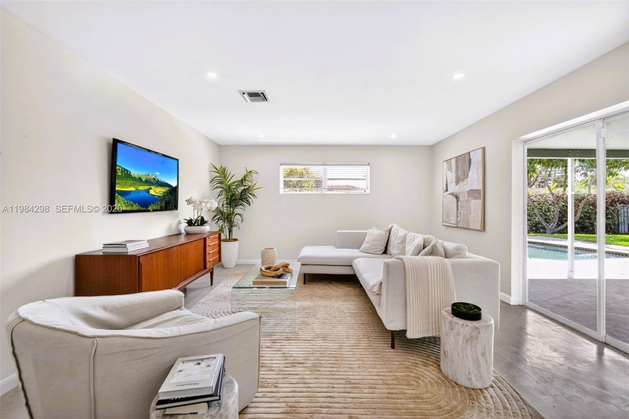 1119 N 46th Ter , Hollywood, FL 33021 Photo