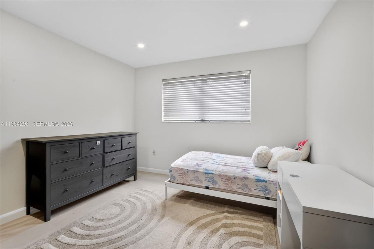 1119 N 46th Ter , Hollywood, FL 33021 Photo