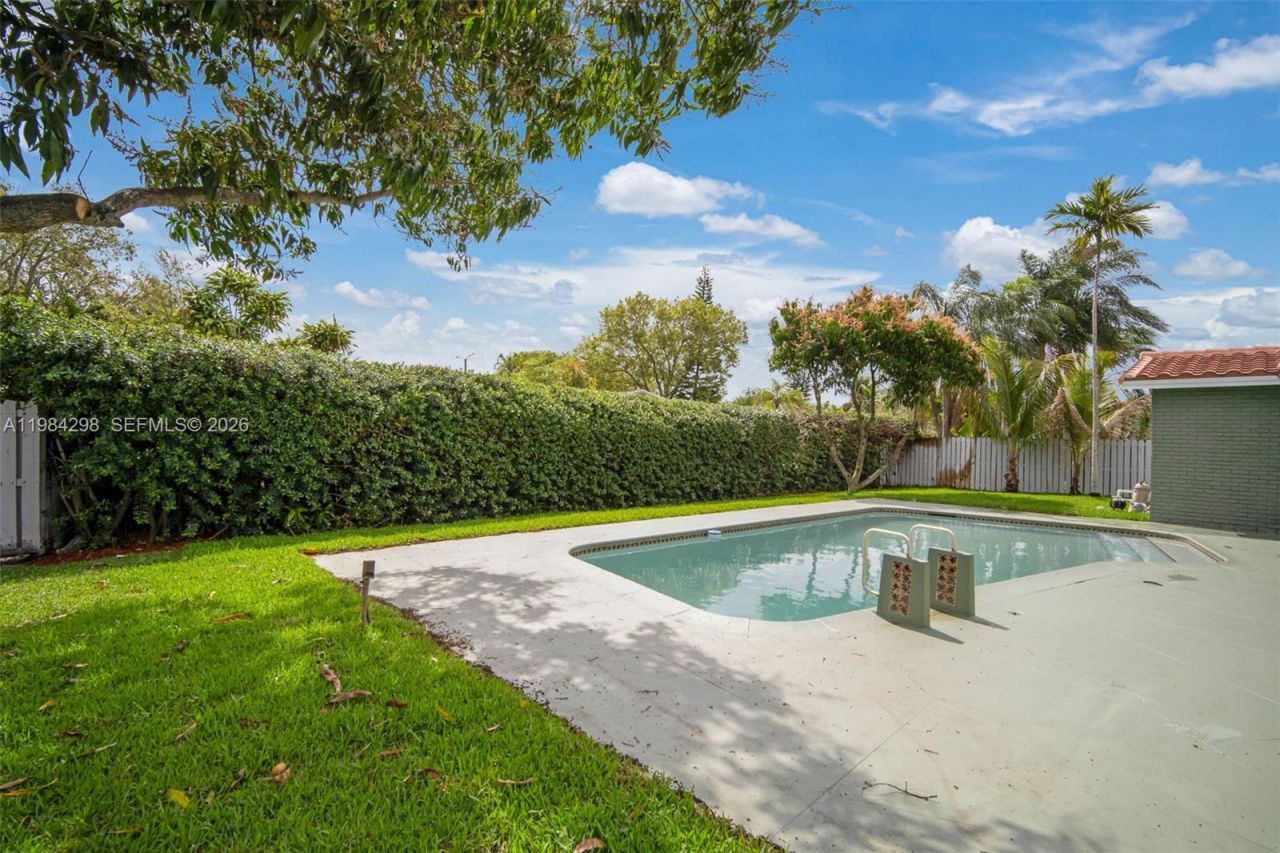 1119 N 46th Ter , Hollywood, FL 33021 Photo