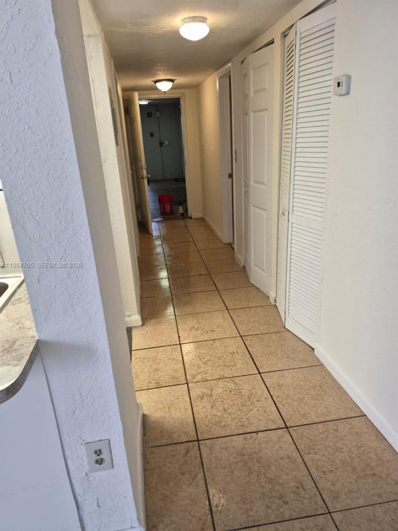 16220 NW 2nd Ave, Unit 412, Miami, FL 33169 Photo