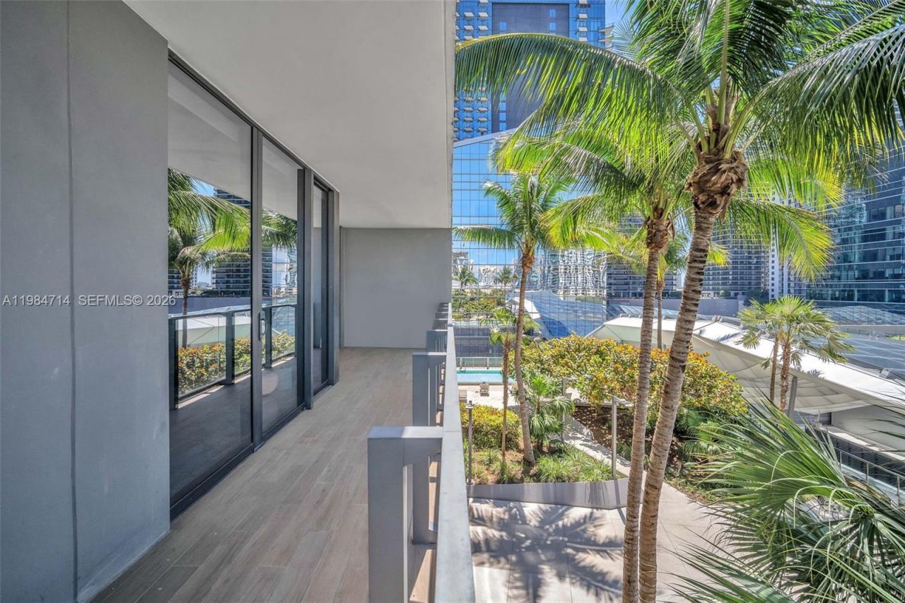 68 SE 6th St, Unit 806, Miami, FL 33131 Photo