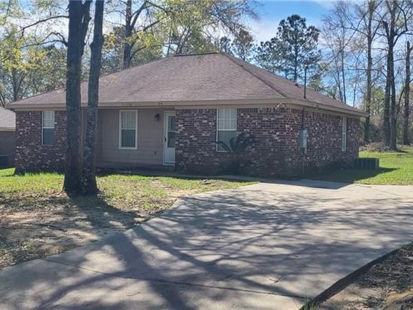 1010 Newport Parkway , Bay Minette, AL 36507