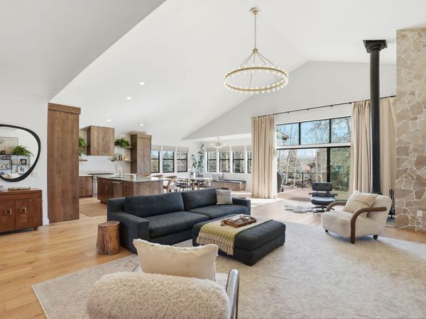 19285 Goose Creek Court, Bend, OR 97702