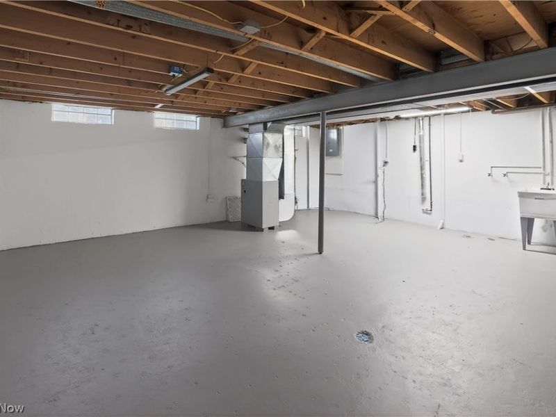 727 Fairwood Boulevard, Elyria, OH 44035 Photo 10