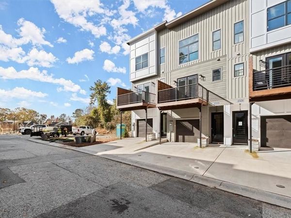 2335 Mason Drive , Unit D27, Atlanta, GA 30316