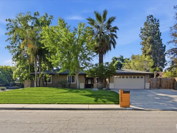 7100 Tioga Court, Bakersfield, CA 93309