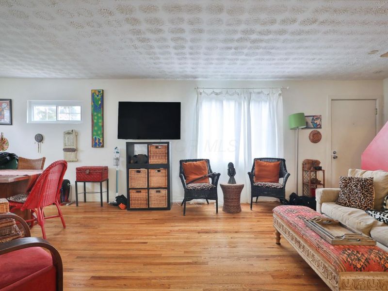 957 E 13th Avenue, Columbus, OH 43211 Photo 4