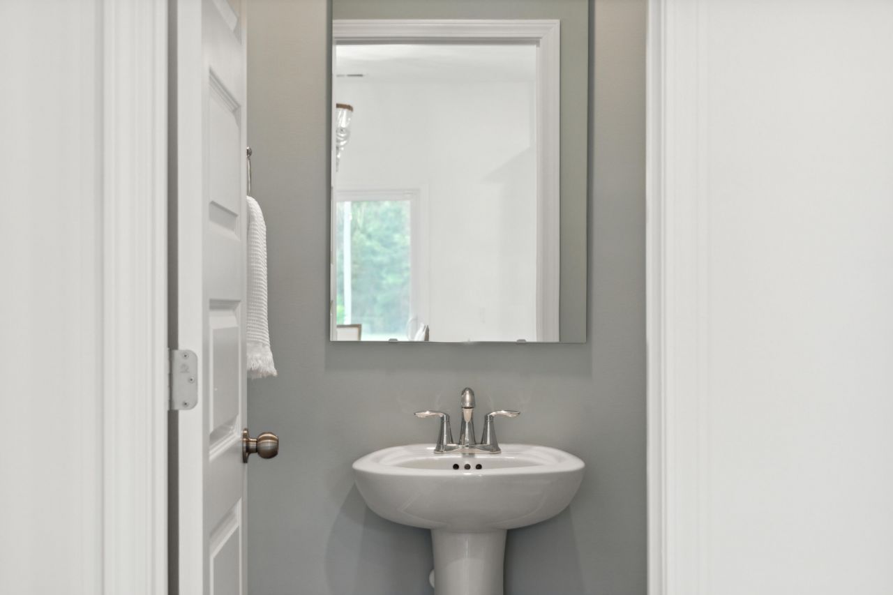 1034 Patagonia Street Photo 11