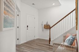 1034 Patagonia Street photo 4