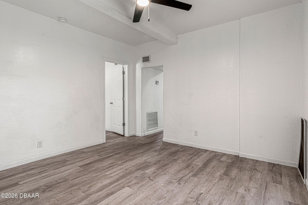 502 N Halifax Avenue, Daytona Beach, FL 32118 Photo