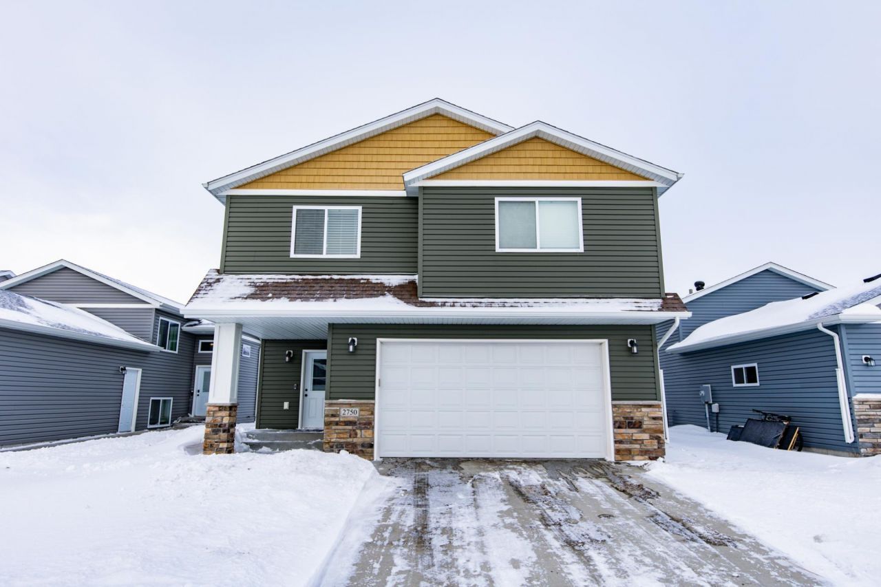 2750 10th Street W, West Fargo, ND 58078 Main Photo