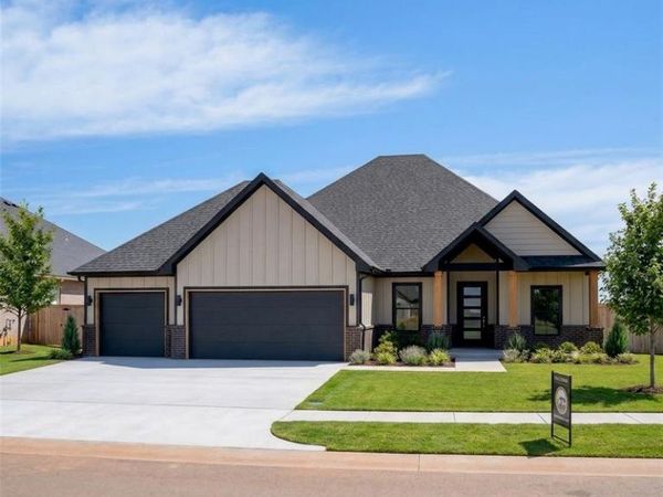 620 Sienna Creek Lane, Piedmont, OK 73078