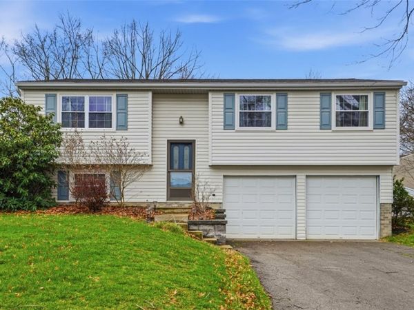 106 Squirrel Hollow Rd, Gibsonia, PA 15044