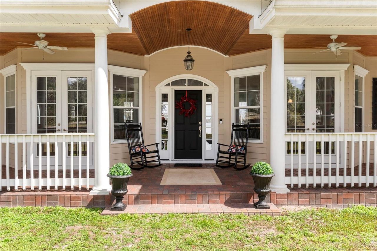 10913 Brigann Yard Way, Thonotosassa, FL 33592 Photo