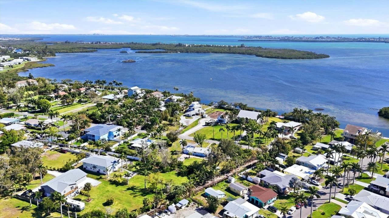 10218 46th Avenue W, Bradenton, FL 34210 Photo