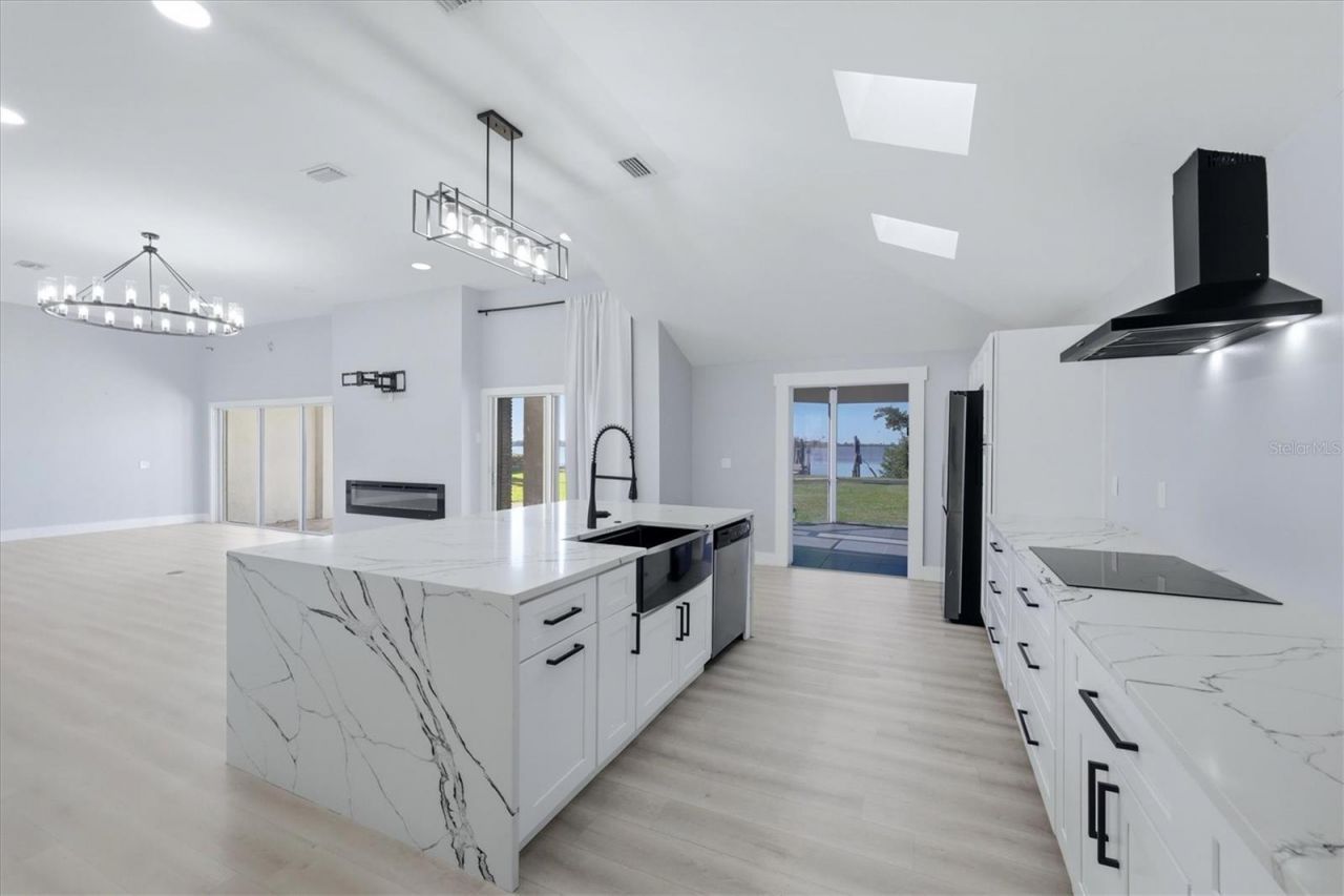 10218 46th Avenue W, Bradenton, FL 34210 Photo