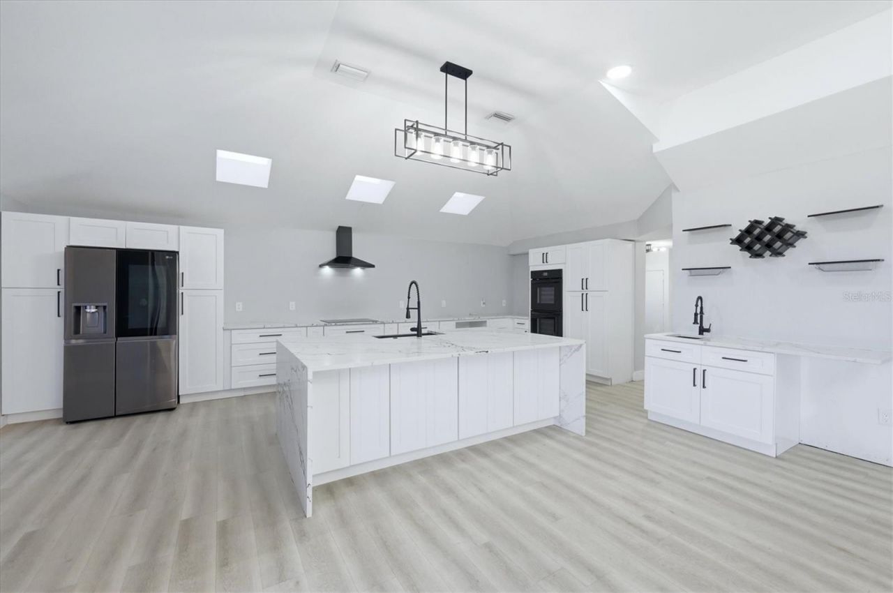 10218 46th Avenue W, Bradenton, FL 34210 Photo